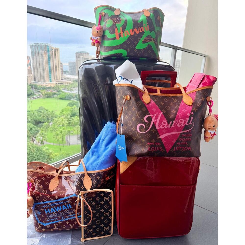 Louis Vuitton Hawaii Neverfull MM bag Summer Trunks Damier Azur Maui Hello Kitty - Picture 15 of 16